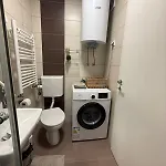 아파트 Cozy Modern & Near Center & Free Parking 스코페