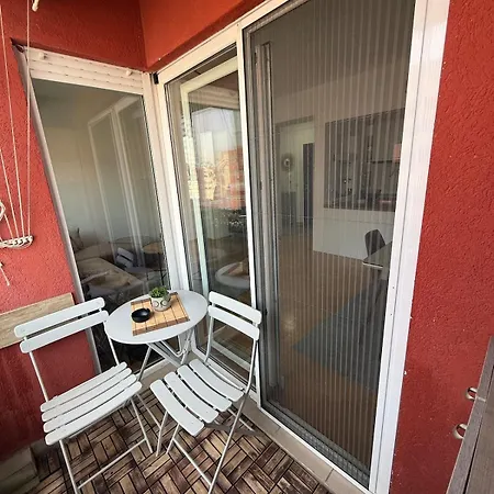 Cozy Modern Apt&near Center&free Parking * Skopje